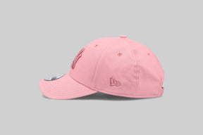 New Era New York Yankees MLB League Essentials 9Forty Strapback Cap