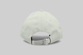 New Era New York Yankees MLB League Essentials 9Forty Strapback Cap