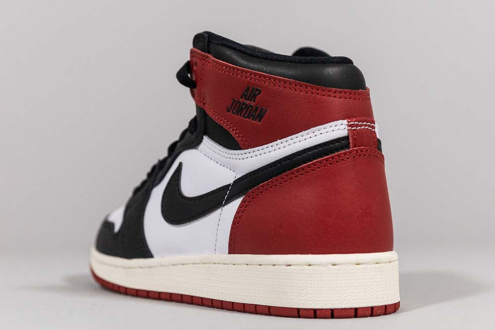 Air Jordan 1 High OG 'Black Toe' (GS)