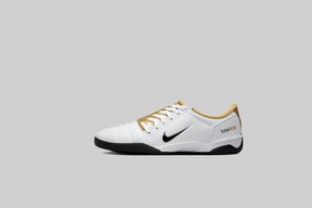 Nike Total 90 SP 'White and Black'